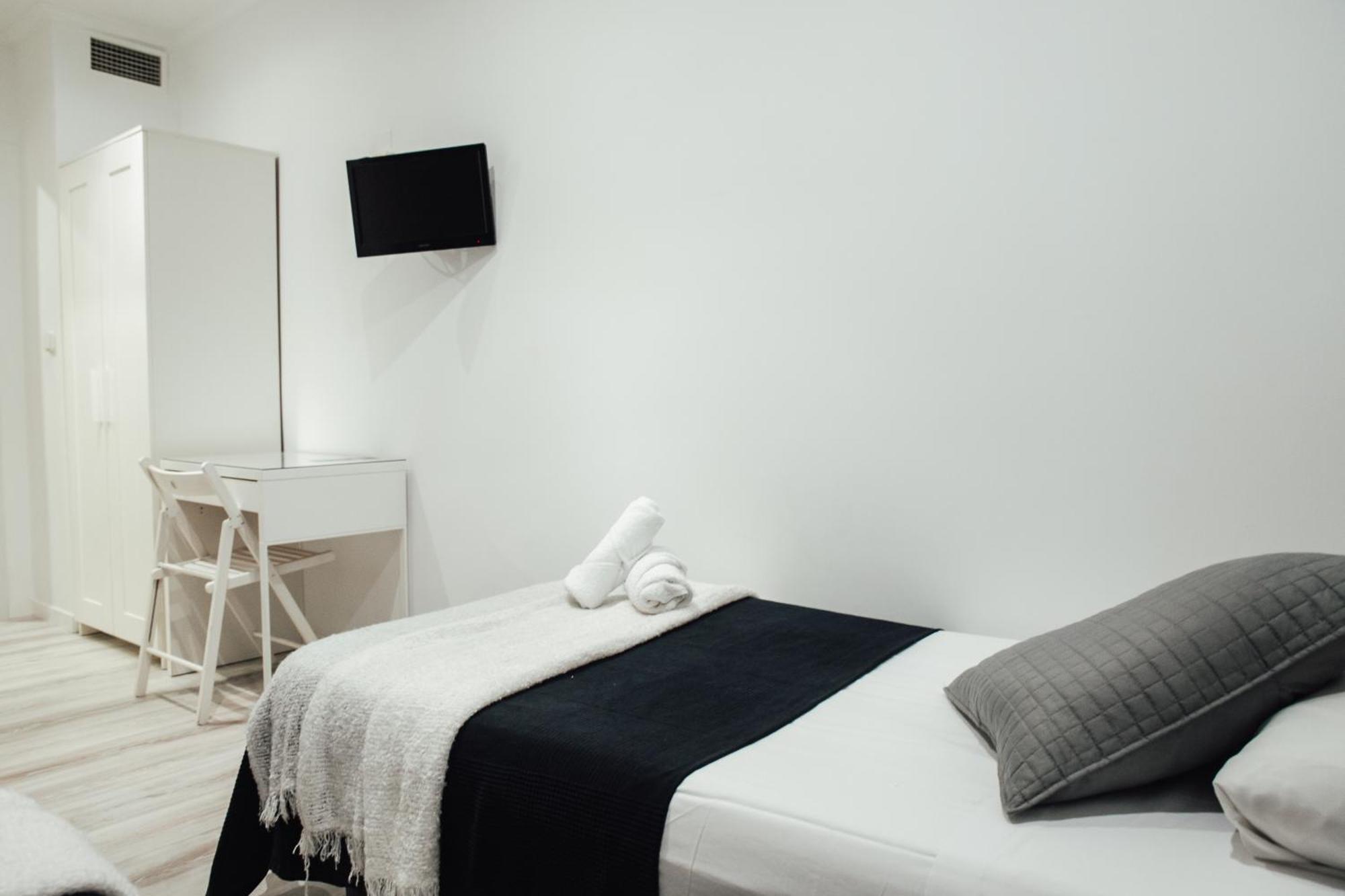 Hostal Ruta De Francia Barcelona Exteriér fotografie