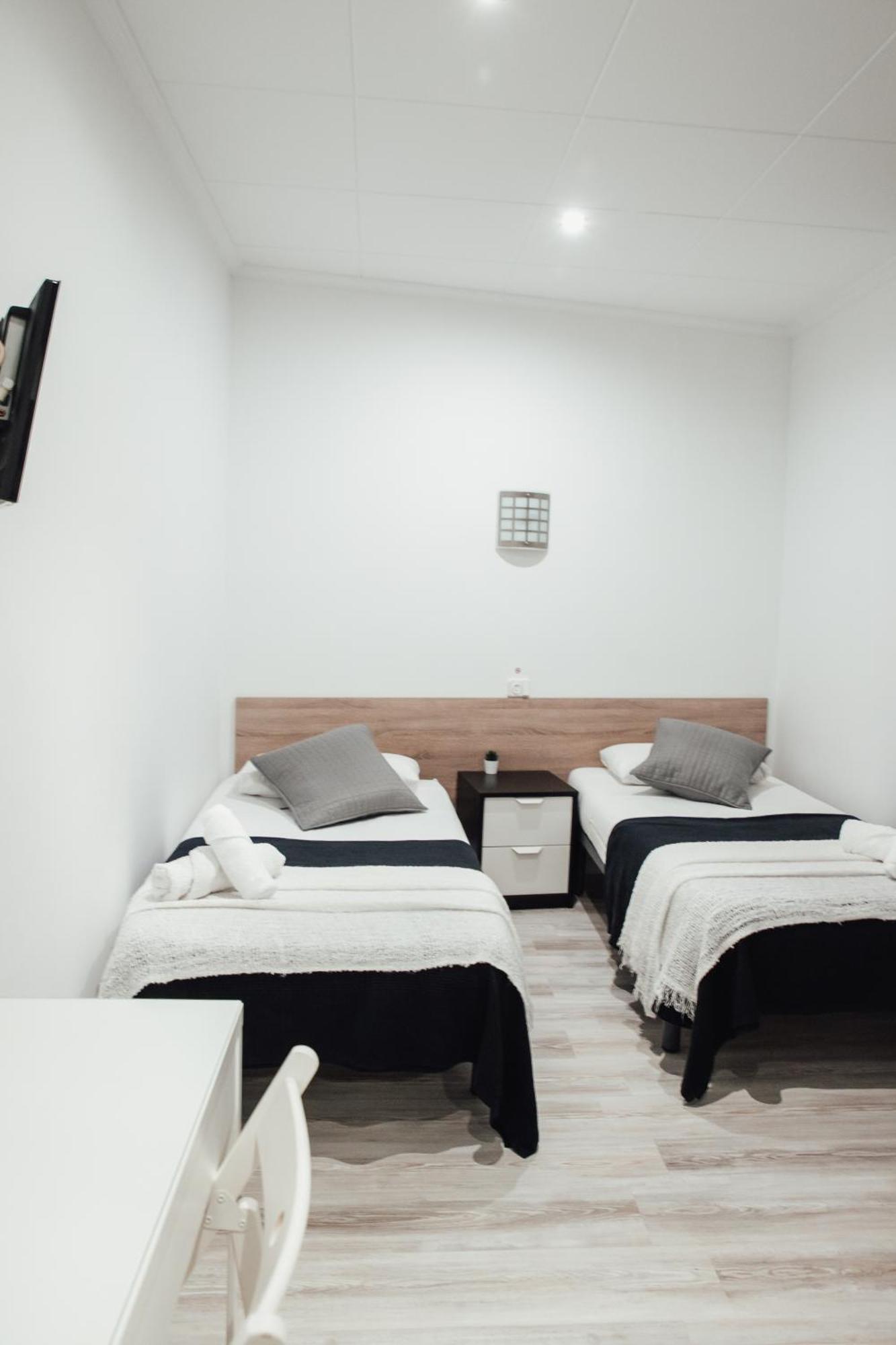 Hostal Ruta De Francia Barcelona Exteriér fotografie